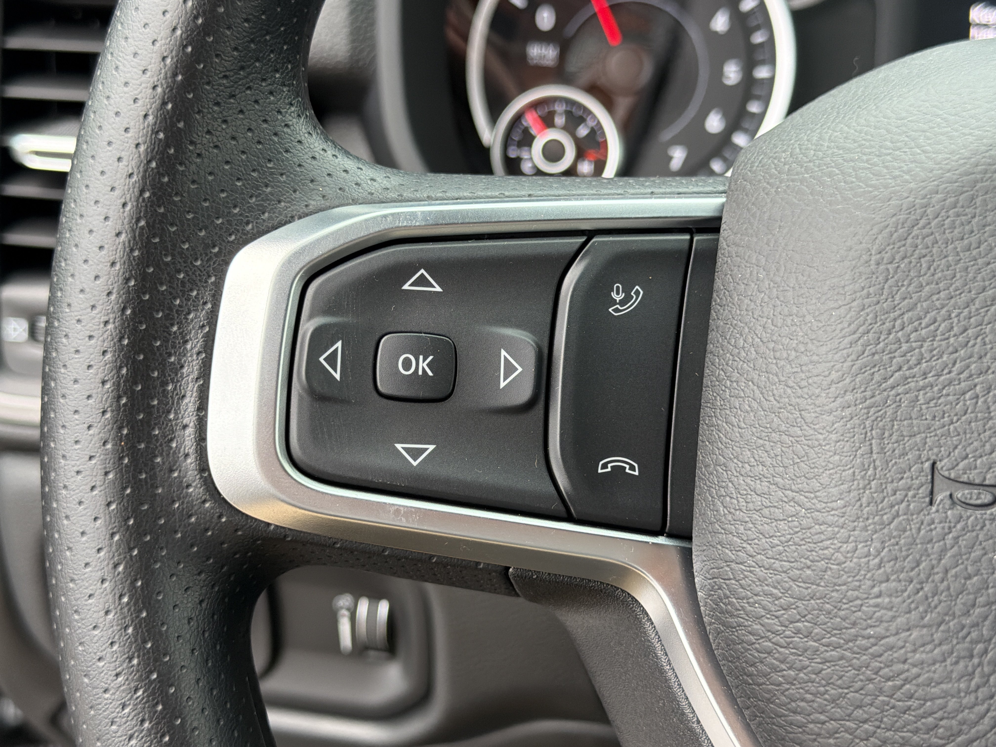 New 2026 RAM 2500 Tradesman AWD/4WD image 24