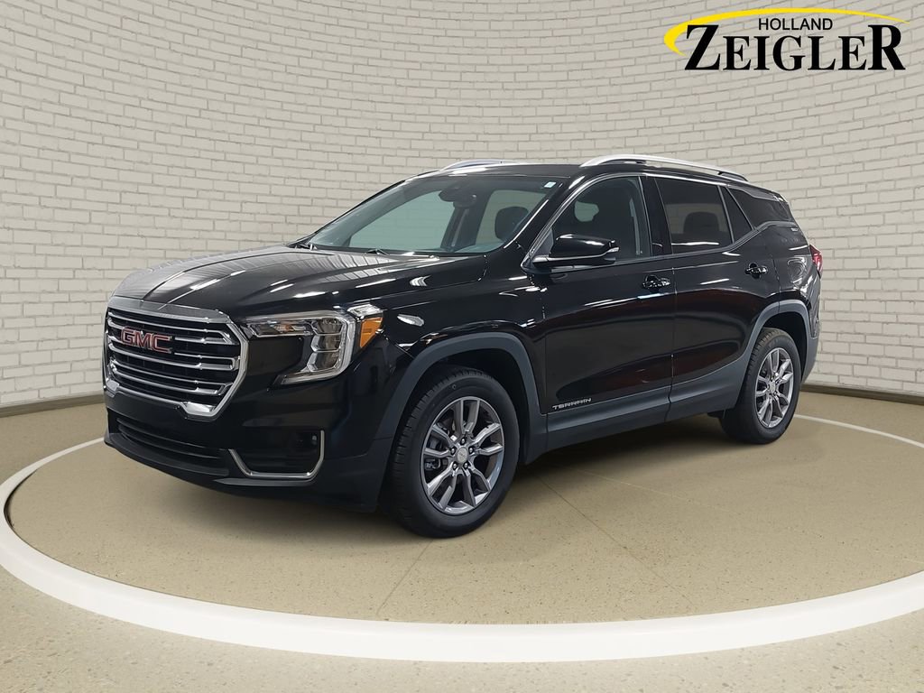 Used 2024 GMC Terrain SLT w/ Infotainment Package II