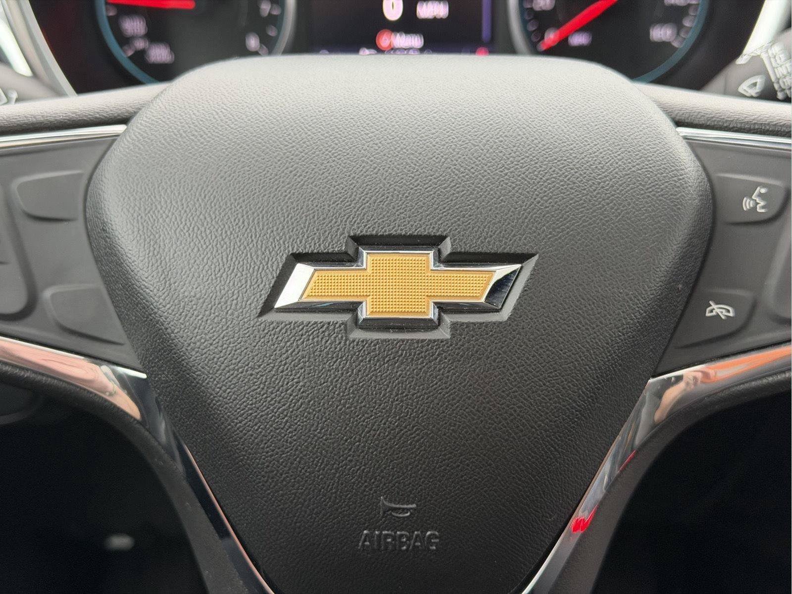 Used 2019 Chevrolet Equinox LT w/ Sun & Navigation Package AWD/4WD image 14