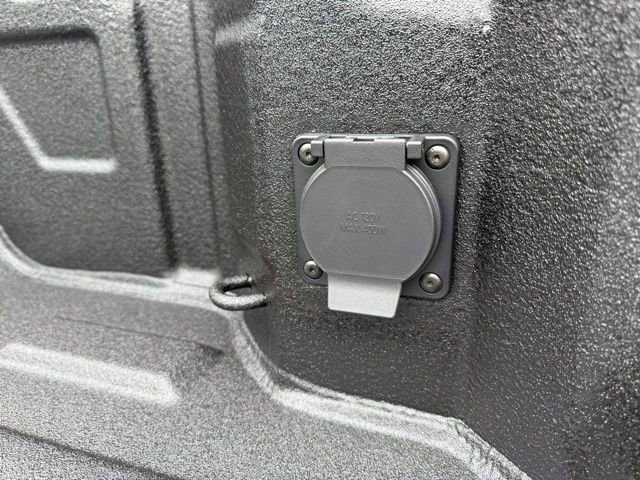 New 2026 GMC Sierra 1500 SLT w/ SLT Premium Plus Package image 24