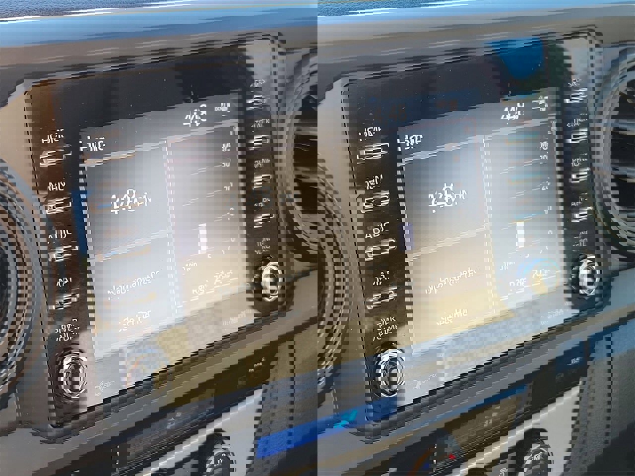 Used 2022 Toyota Tacoma SR image 20