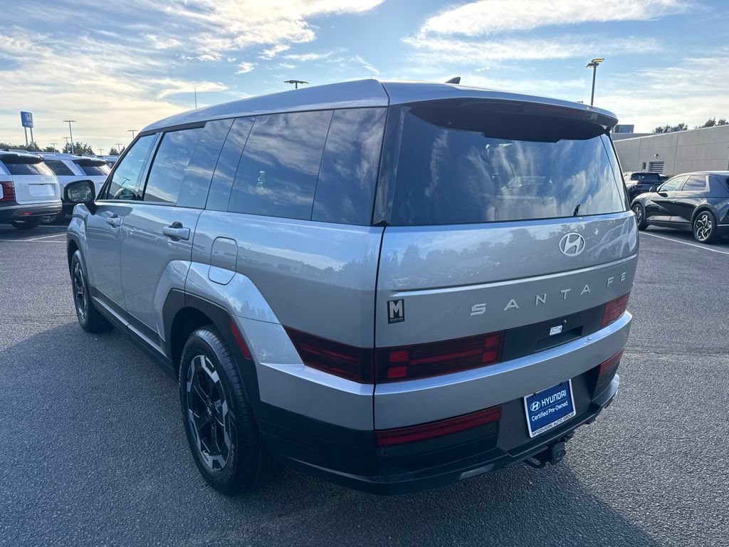 Certified 2026 Hyundai Santa Fe SE w/ Tow & Go Package AWD/4WD image 4