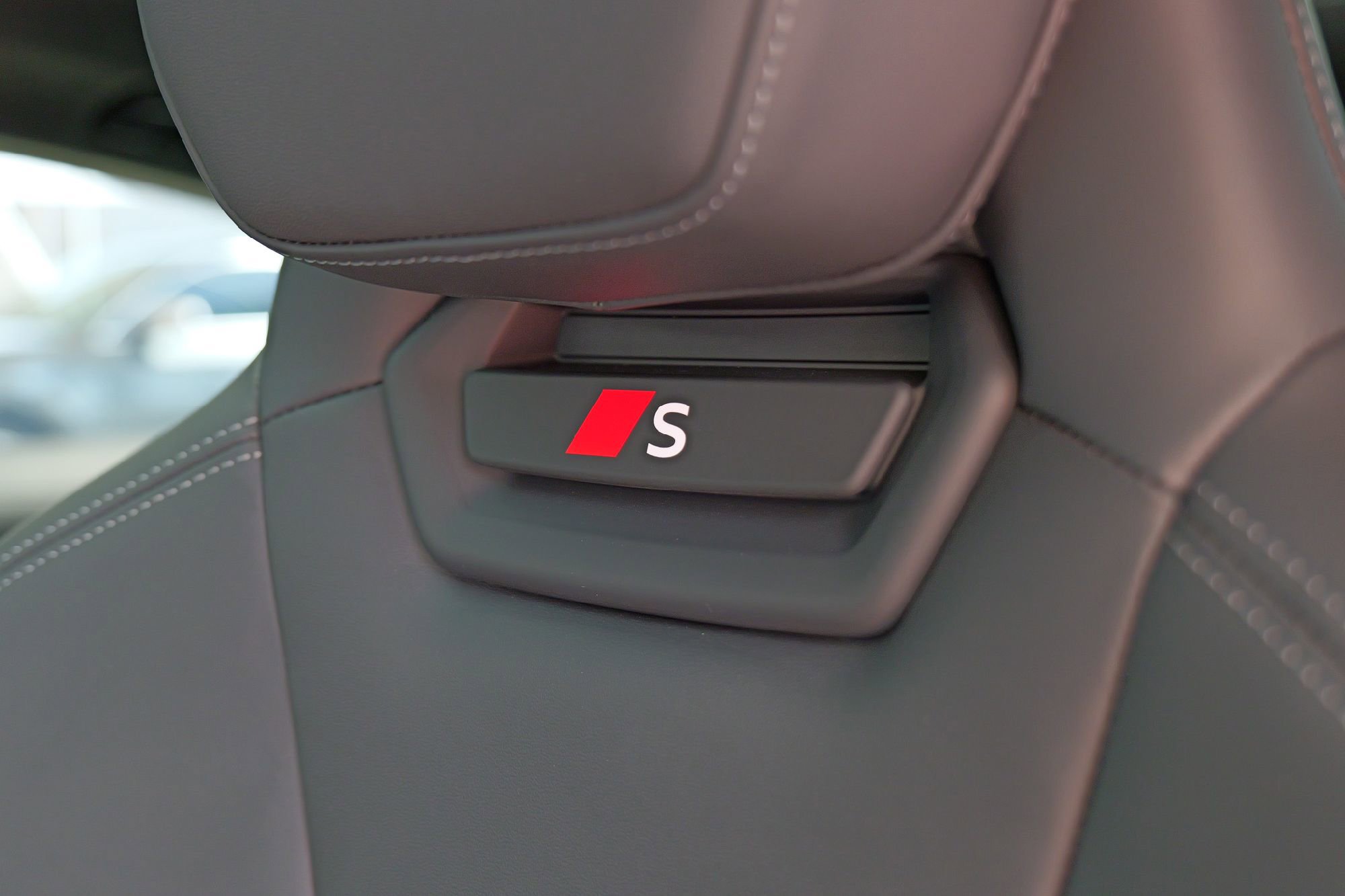 New 2026 Audi S e-tron GT Prestige image 11