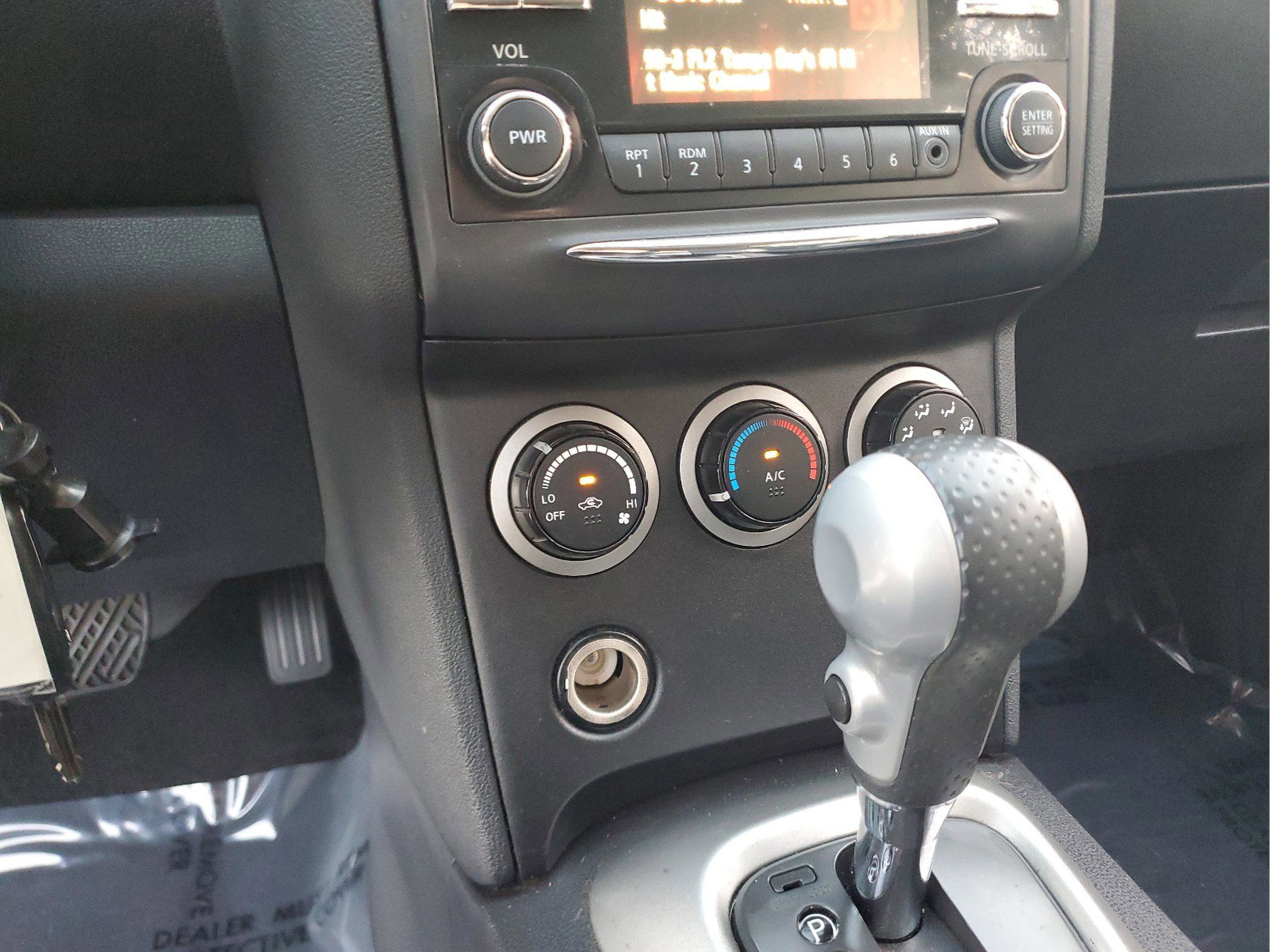 Used 2015 Nissan Rogue S w/ Convenience Package image 17