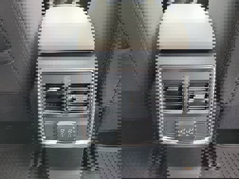 Used 2023 Subaru Forester Premium image 28