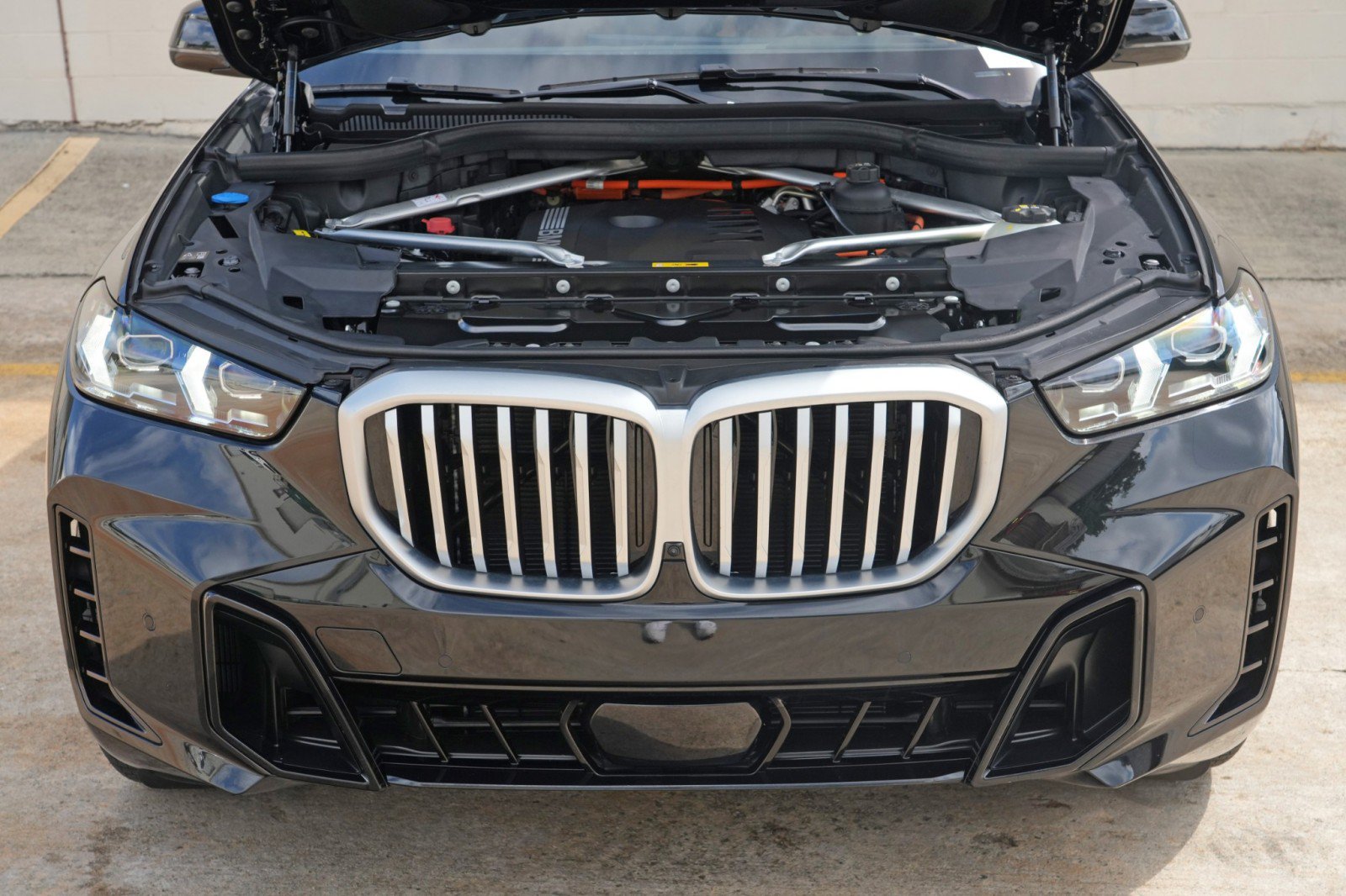 Used 2026 BMW X5 xDrive50e w/ Executive Package AWD/4WD image 8