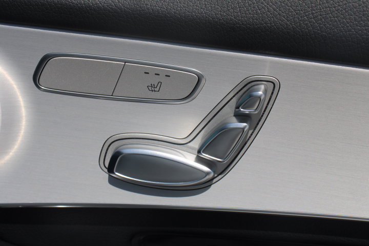 Used 2021 Mercedes-Benz GLC 300 4MATIC image 19