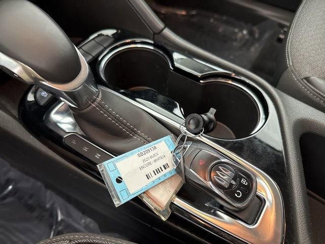 Used 2025 Buick Encore GX Preferred image 33