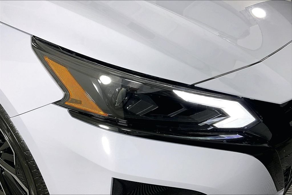 New 2026 Nissan Altima 2.5 SR FWD image 26