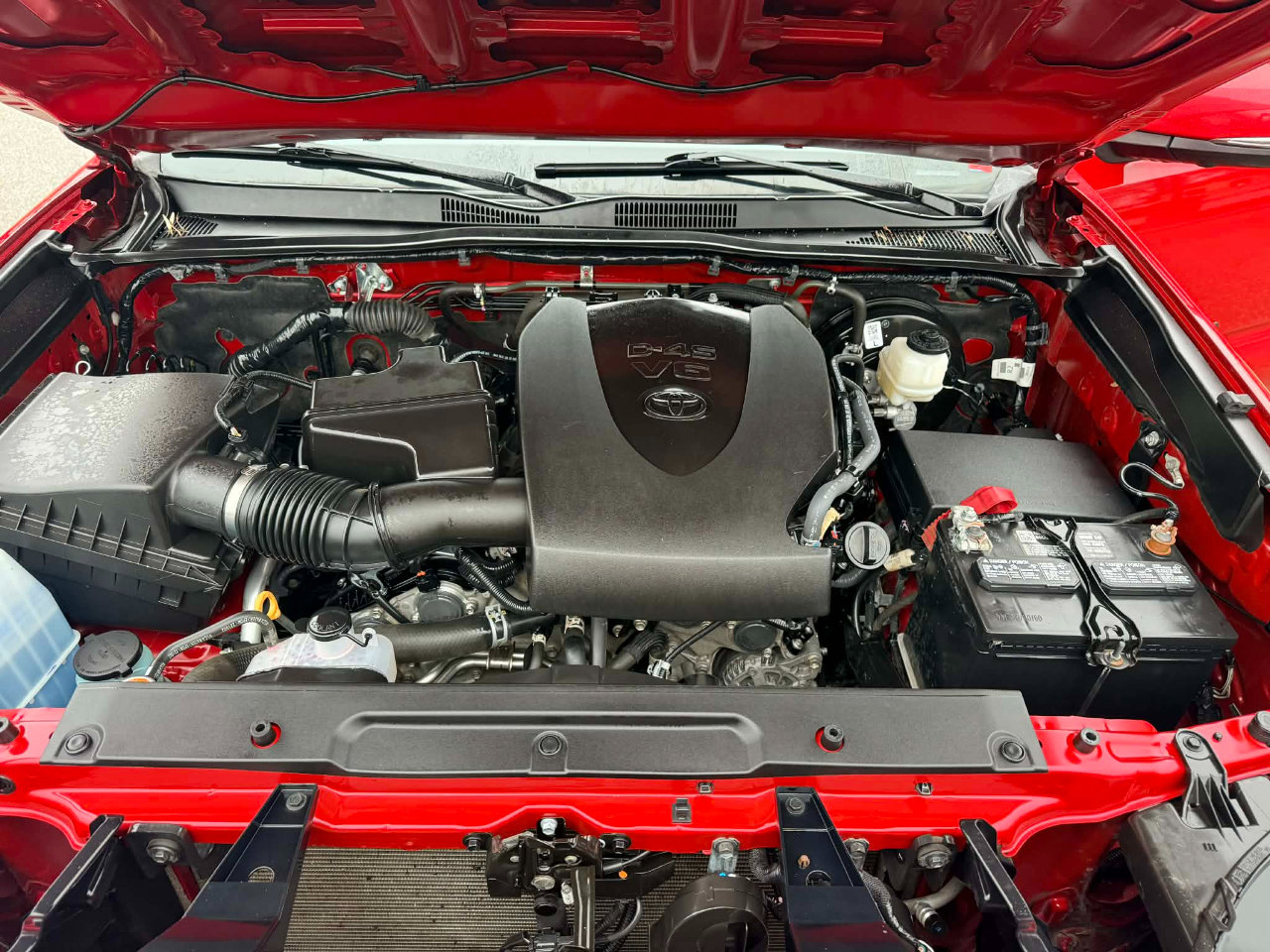 Used 2023 Toyota Tacoma TRD Sport w/ Advanced Technology Package image 9