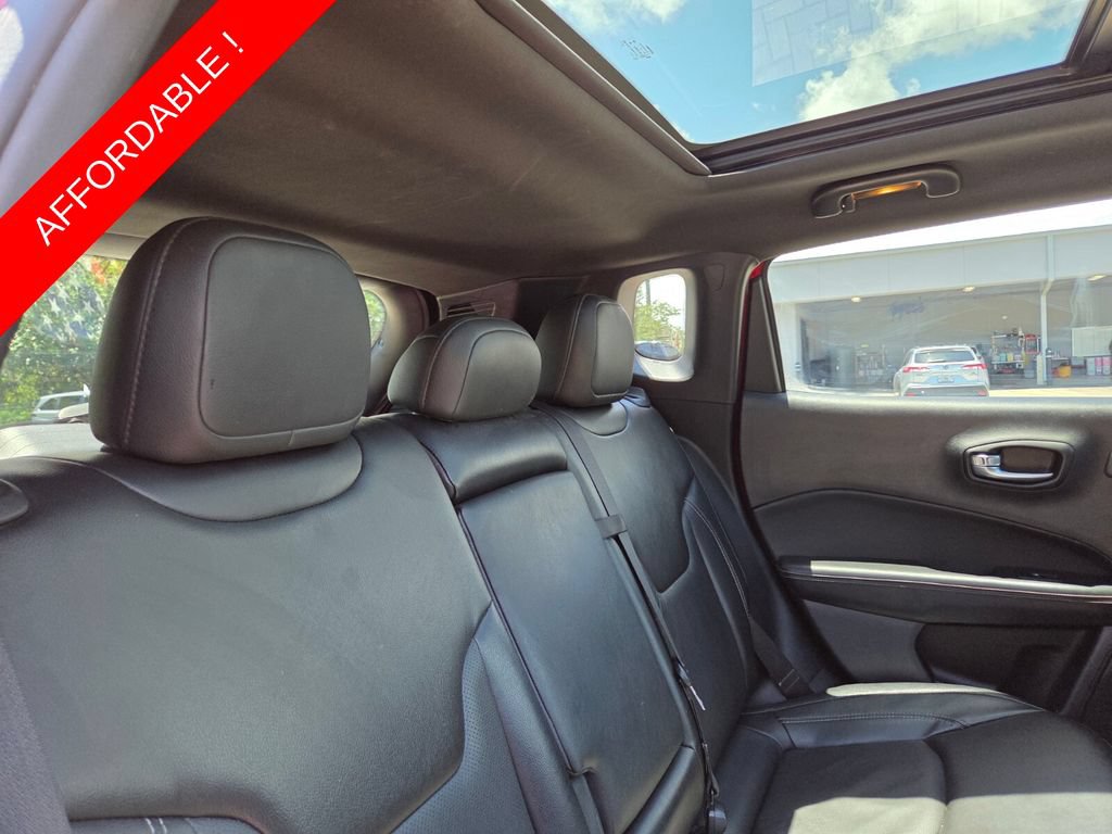 Used 2021 Jeep Compass Latitude w/ Sun and Sound Group AWD/4WD image 18