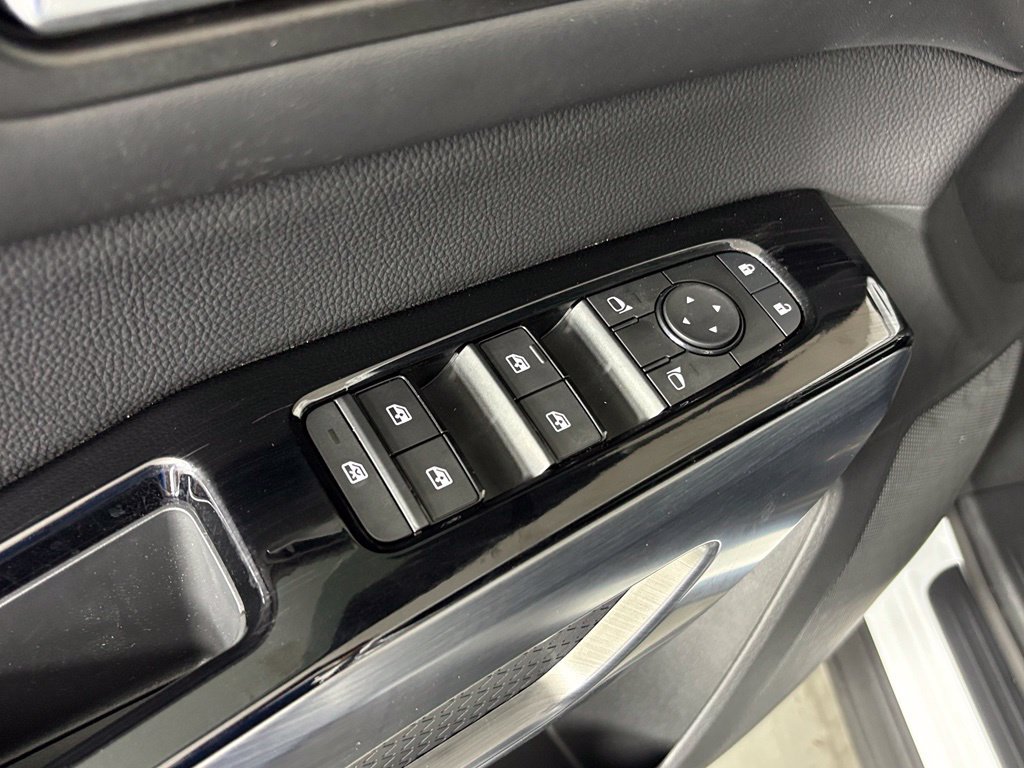 New 2026 Nissan Pathfinder SL FWD image 15