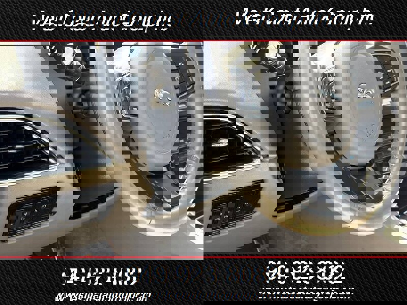 Used 2019 Jaguar XE Premium image 13