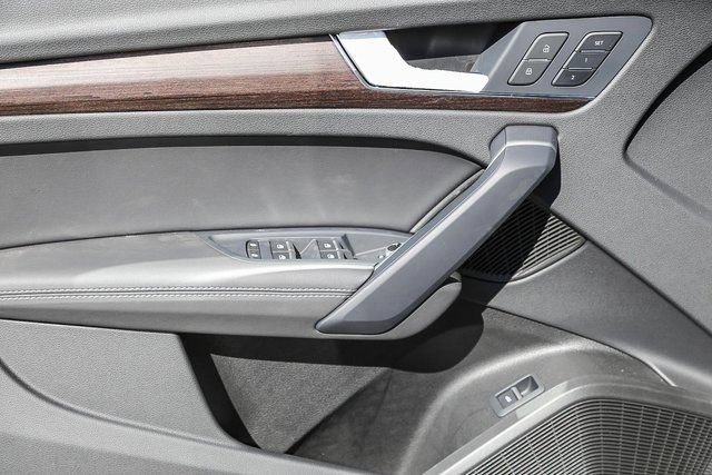 New 2025 Audi Q5 2.0T Premium Plus AWD/4WD image 20
