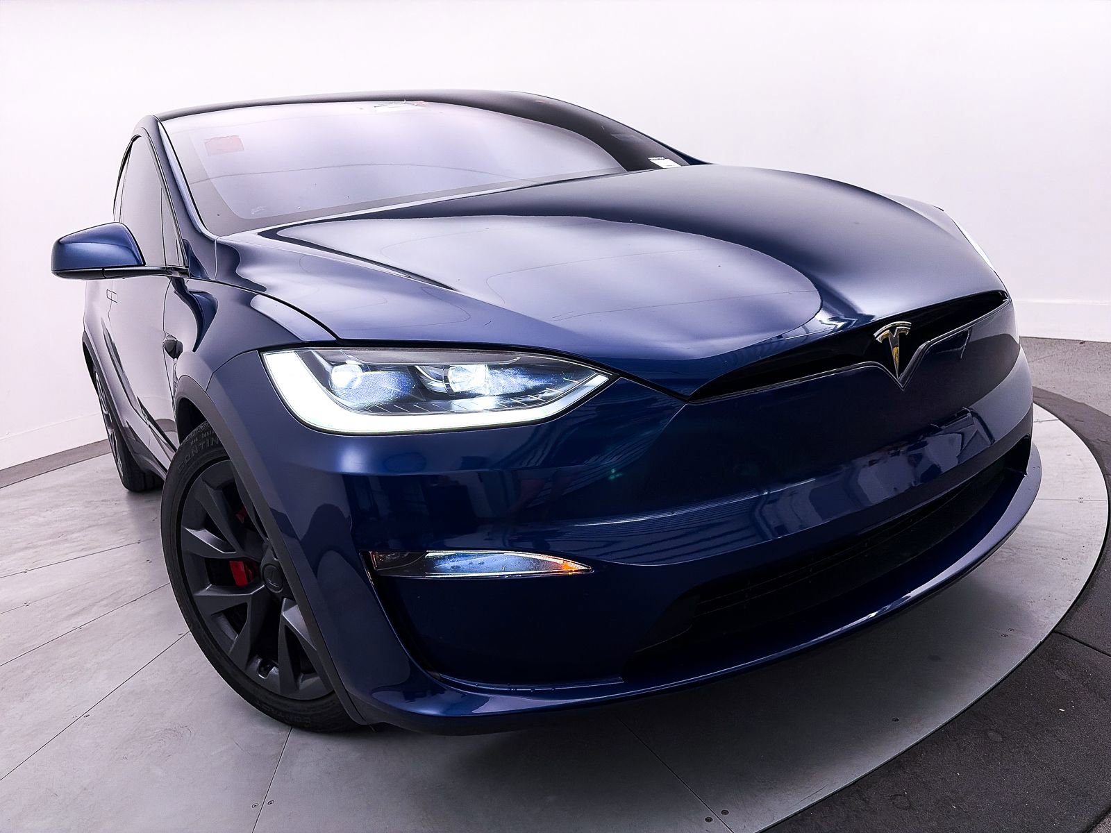 Used 2023 Tesla Model X Plaid image 7