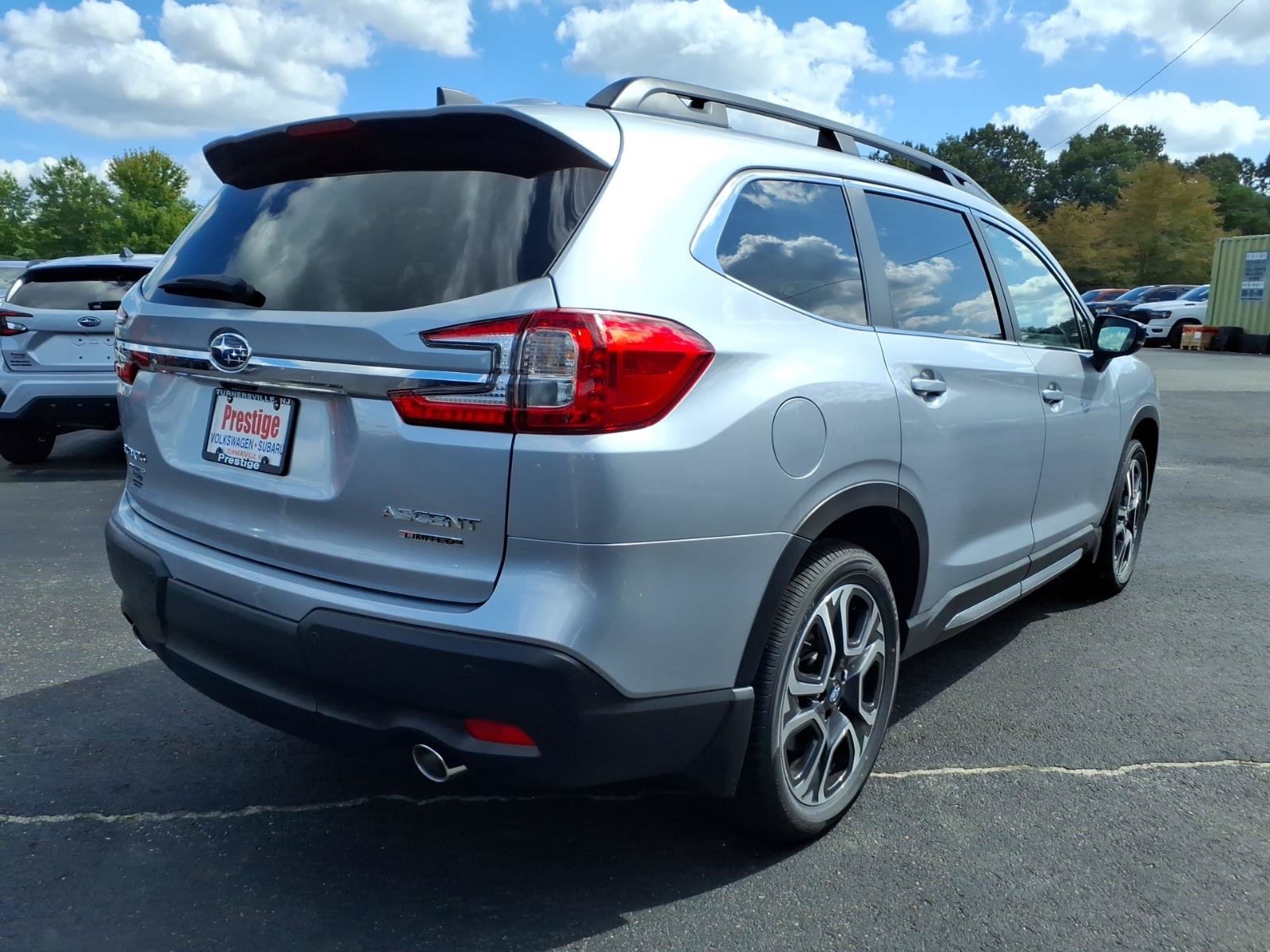 New 2026 Subaru Ascent Limited AWD/4WD image 2