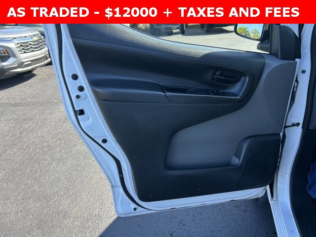 Used 2020 Nissan NV200 S image 11
