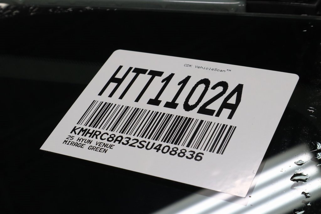 Certified 2025 Hyundai Venue SEL image 34