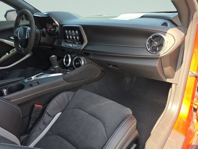 Used 2023 Chevrolet Camaro SS RWD image 17