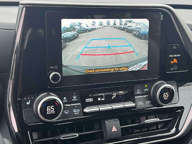 Used 2026 Toyota Highlander XLE AWD/4WD image 36