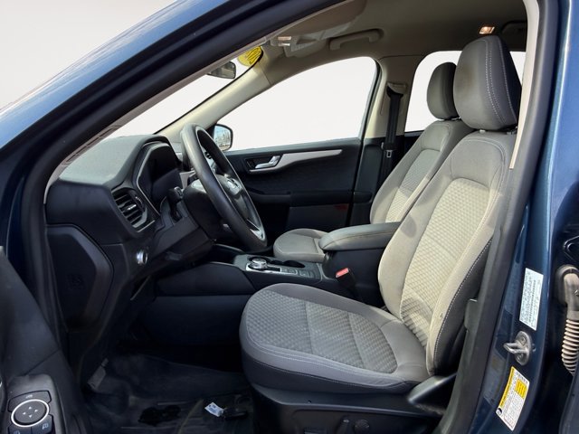Used 2020 Ford Escape SE image 11