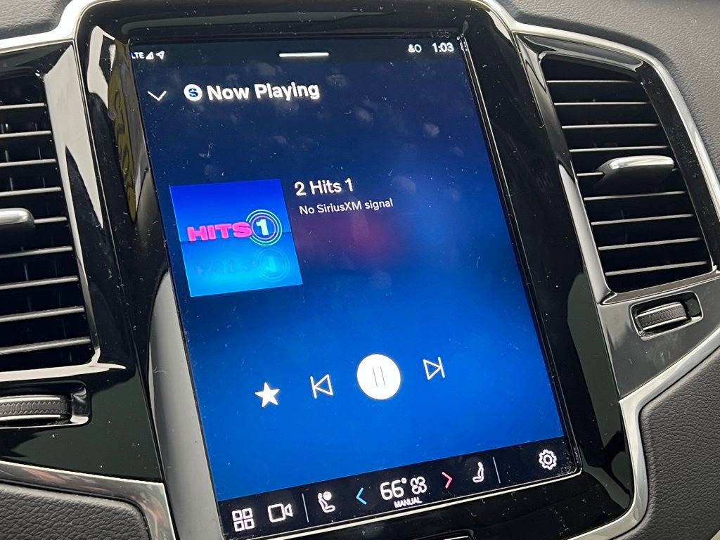 Used 2025 Volvo XC90 B6 Ultra w/ Protection Package Premier image 45