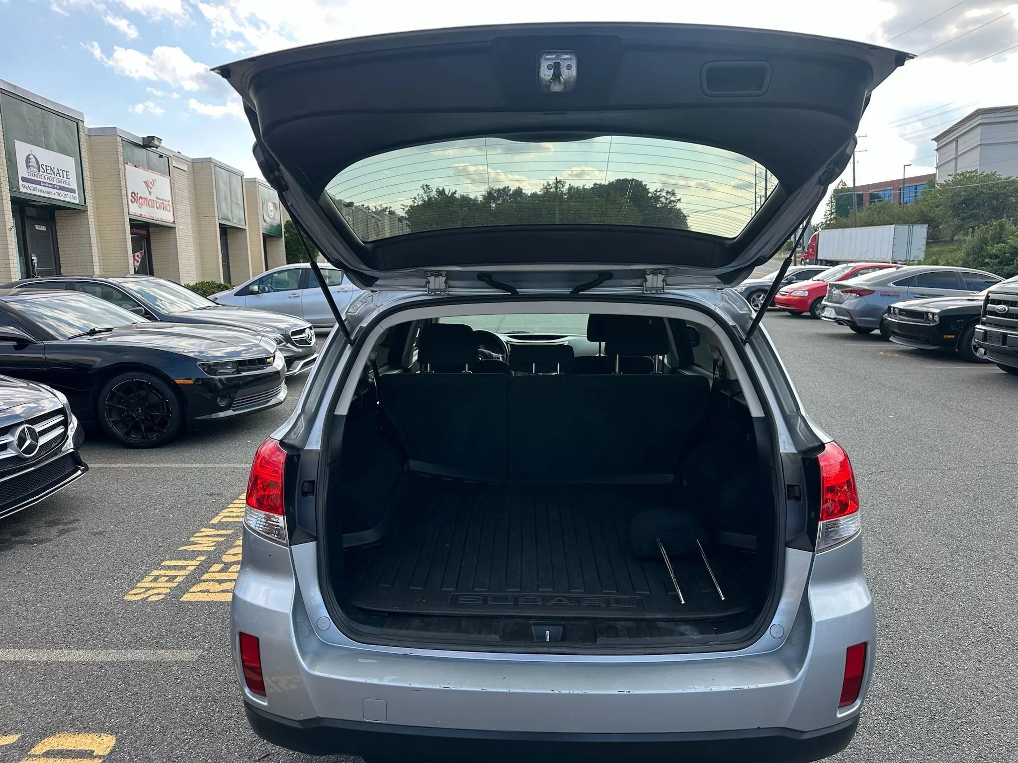 Used 2013 Subaru Outback 2.5i Premium w/ All-Weather Pkg image 10