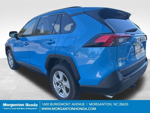Used 2021 Toyota RAV4 XLE w/ Convenience Package image 7