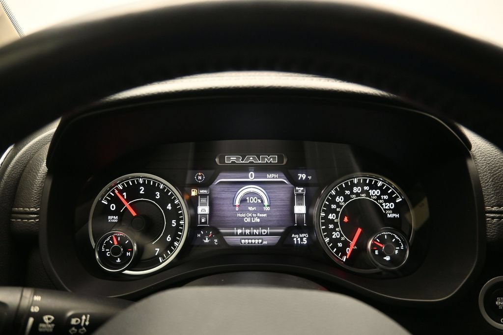 Used 2022 RAM 1500 Laramie AWD/4WD image 18