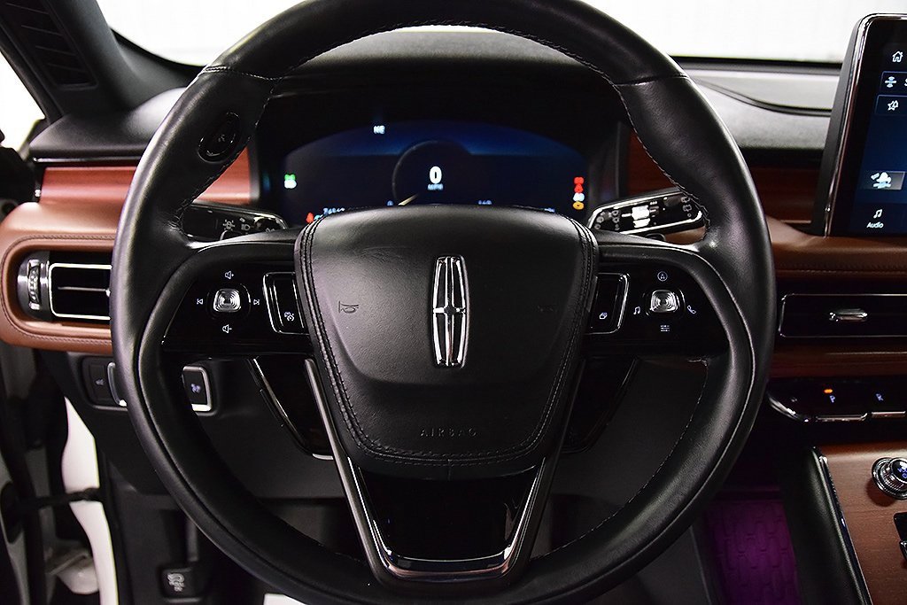 Used 2022 Lincoln Aviator Reserve w/ Equipment Group 201A image 18