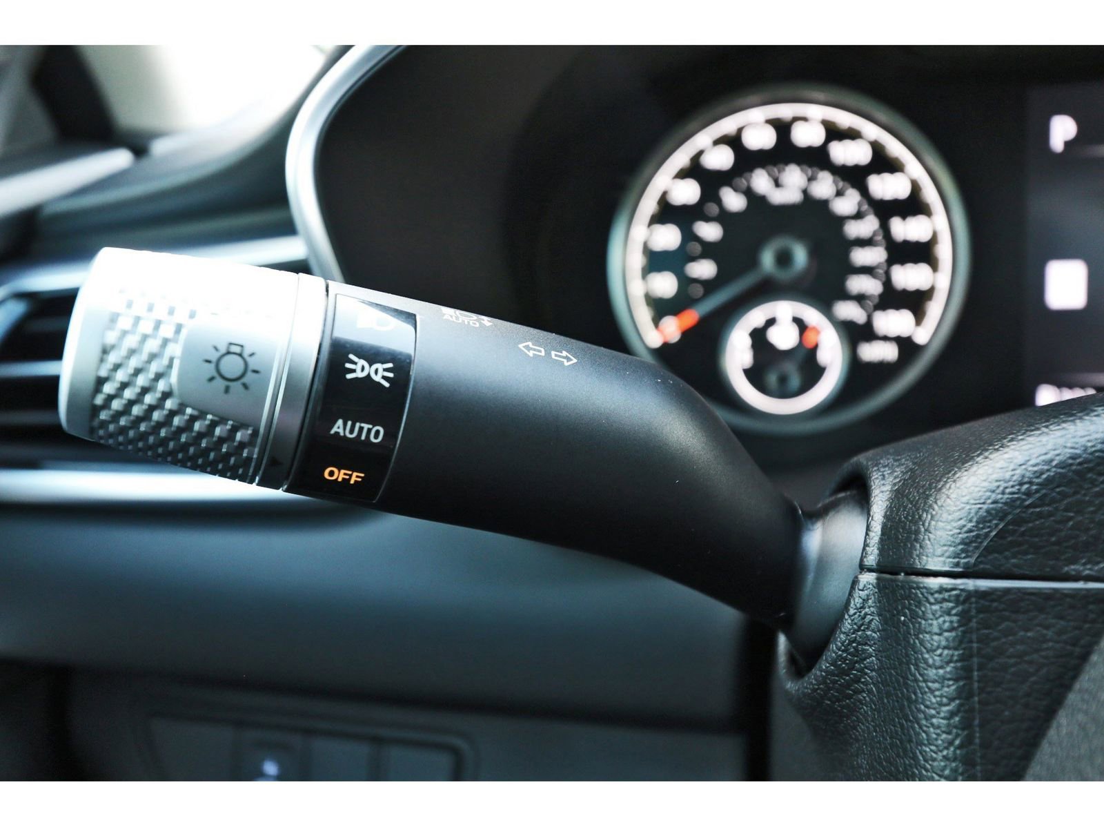 Used 2026 Genesis G70 2.5T Prestige image 19