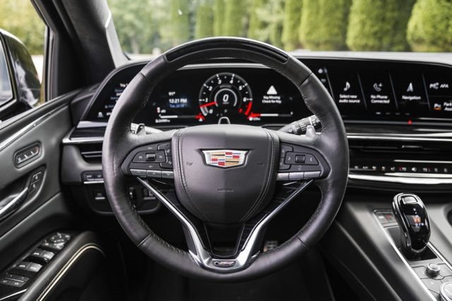 Used 2024 Cadillac Escalade ESV V w/ LPO, Floor Liner Package AWD/4WD image 36