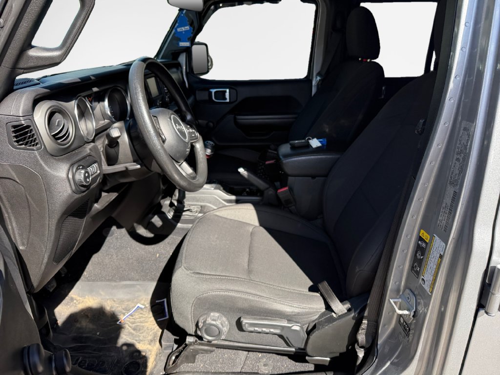 Used 2021 Jeep Gladiator Sport AWD/4WD image 12