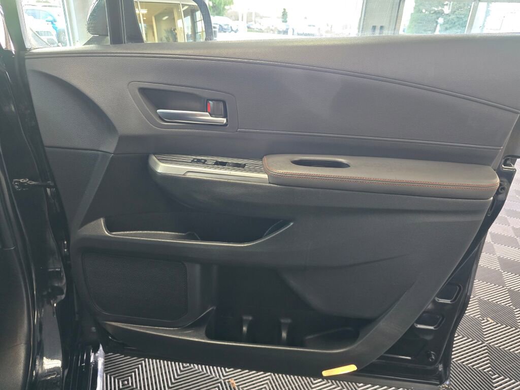 Used 2021 Toyota Sienna XSE image 42