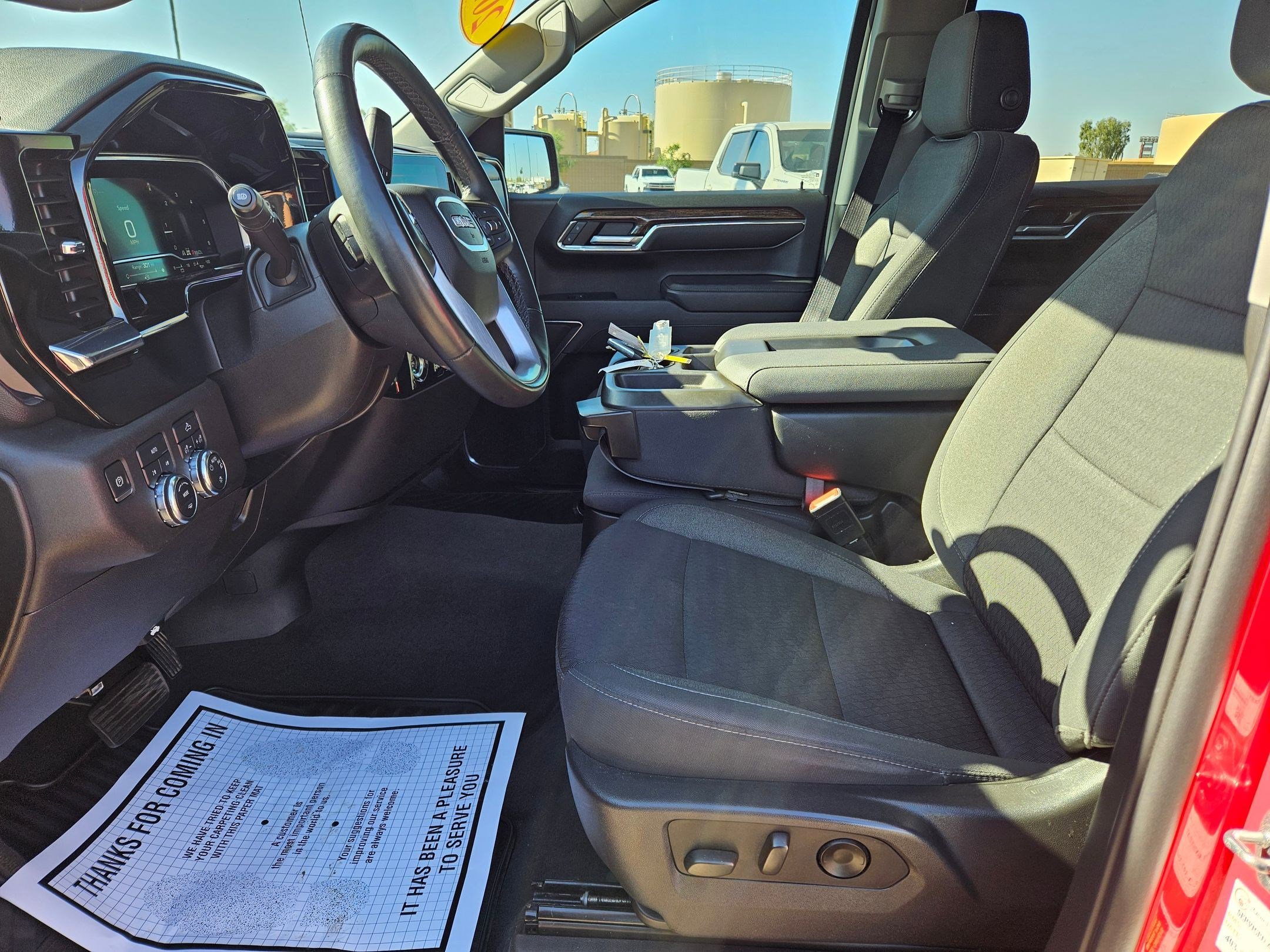 Used 2023 GMC Sierra 1500 SLE image 16