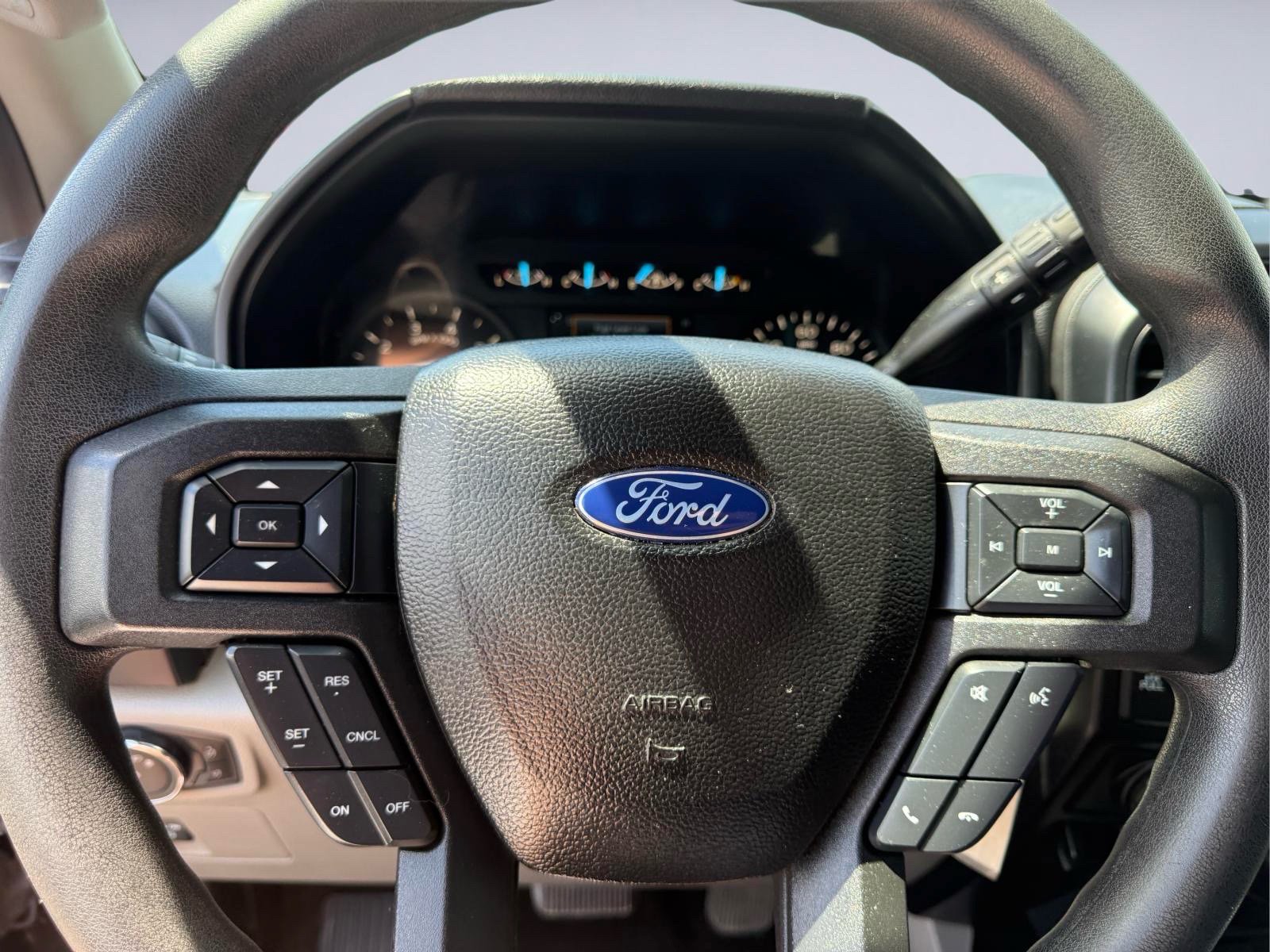 Used 2018 Ford F150 XL w/ Equipment Group 101A Mid AWD/4WD image 26
