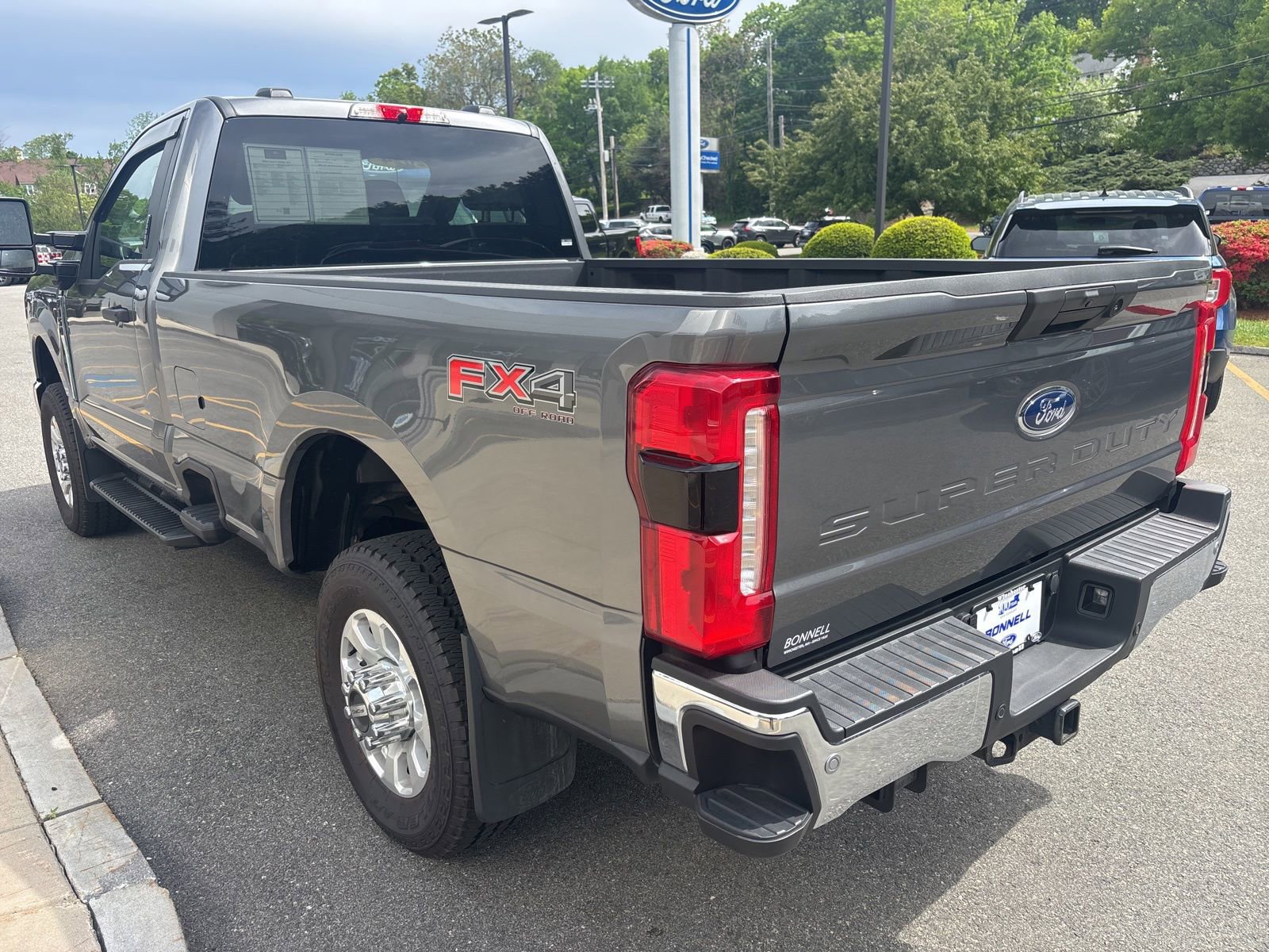 Used 2024 Ford F350 XLT w/ 360-Degree Camera Package AWD/4WD image 5