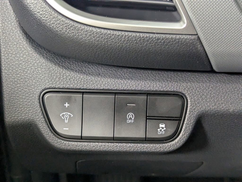 New 2026 Kia Seltos LX image 13