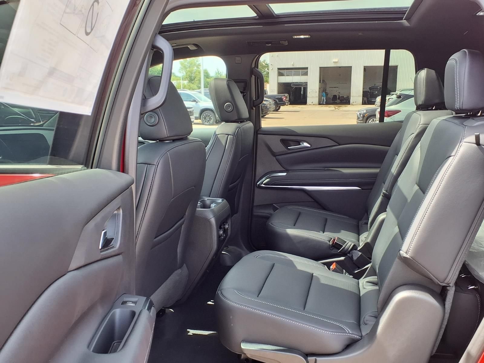 New 2027 Chevrolet Traverse LT w/ Sun and Wheel Package AWD/4WD image 8