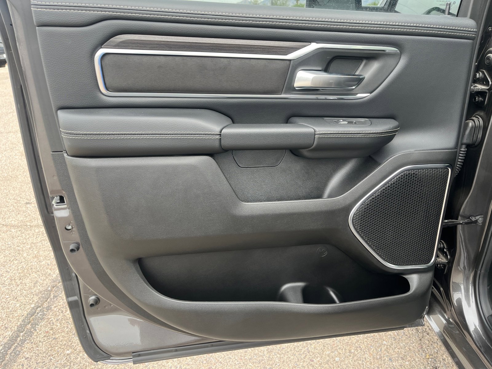 Used 2026 RAM 1500 Laramie w/ Sport Appearance Package image 16