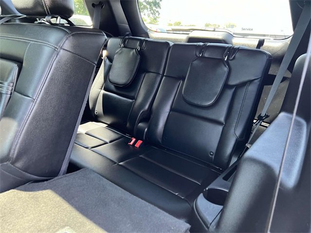 Used 2020 Ford Explorer XLT w/ Equipment Group 202A image 14