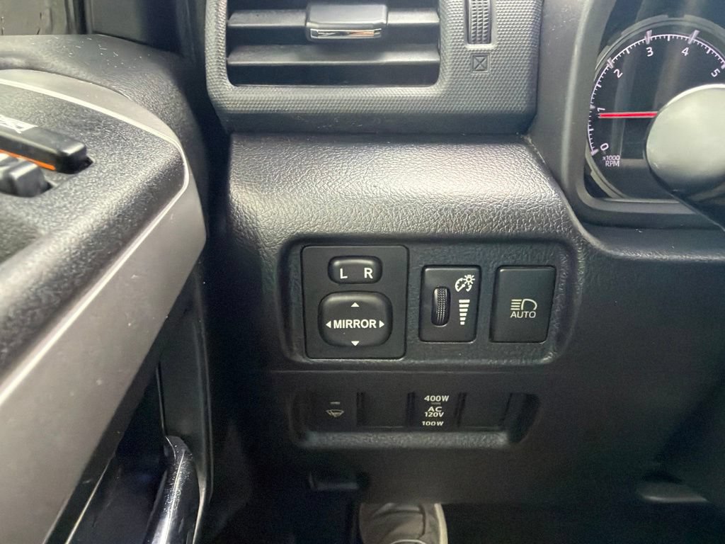 Used 2021 Toyota 4Runner Limited AWD/4WD image 23