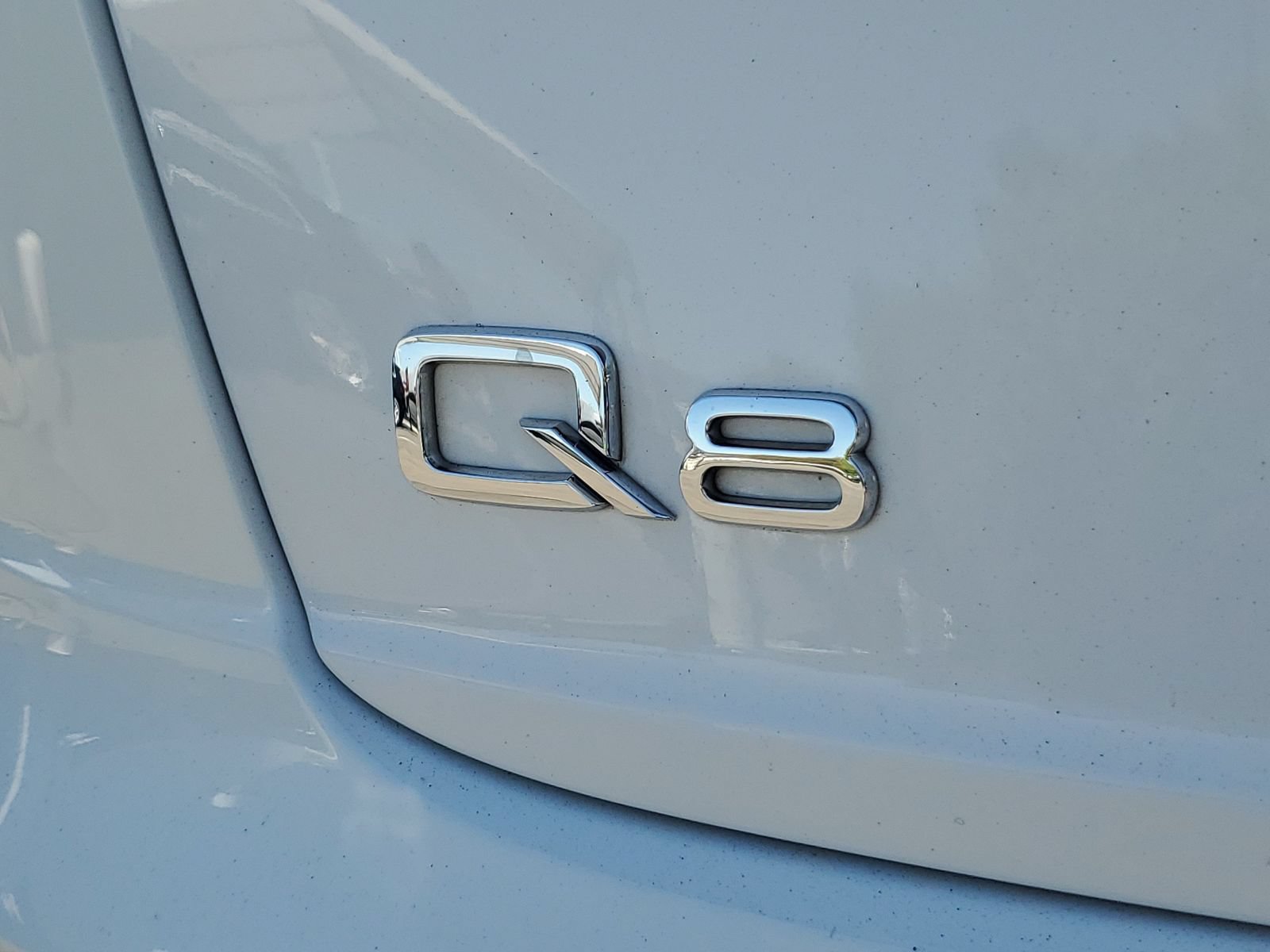 Used 2022 Audi Q8 Premium Plus AWD/4WD image 7