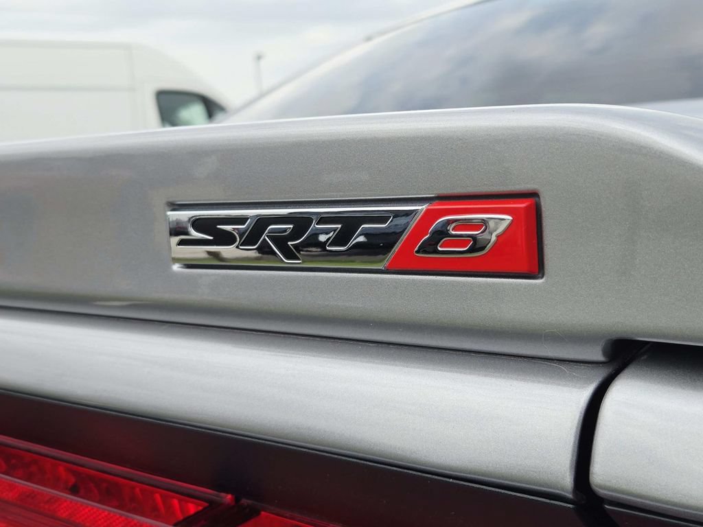 Used 2014 Dodge Challenger SRT8 w/ Harman/Kardon Audio Group RWD image 18
