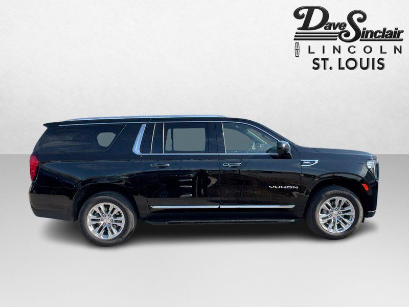 Used 2022 GMC Yukon XL SLT image 4