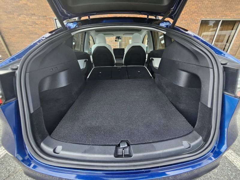 Used 2022 Tesla Model Y Long Range AWD/4WD image 69