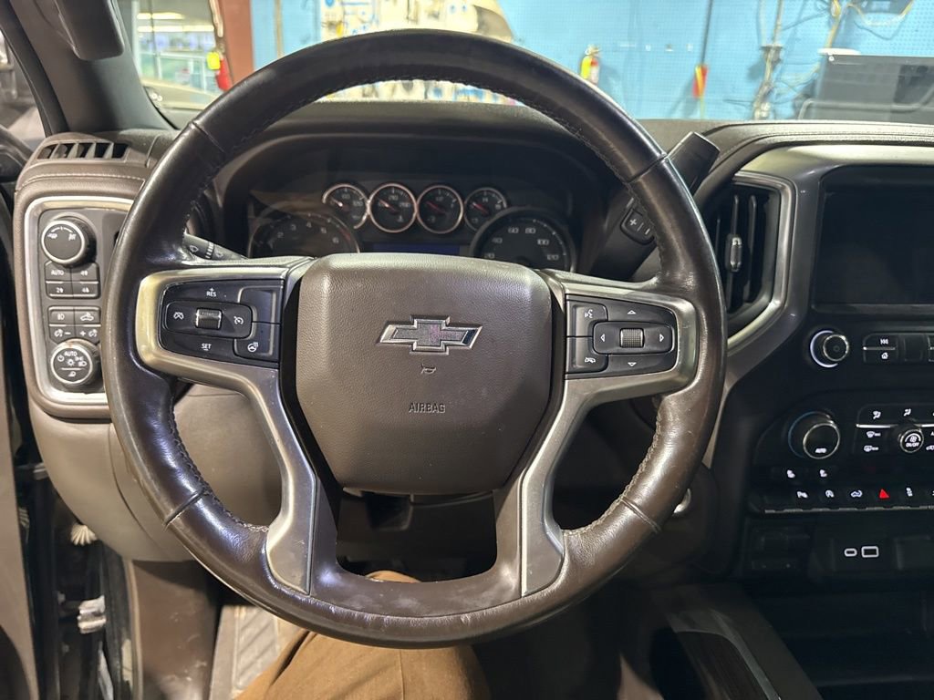 Used 2019 Chevrolet Silverado 1500 LT Trail Boss AWD/4WD image 12