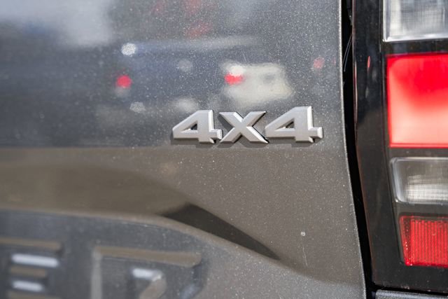 New 2026 Nissan Frontier SV image 9