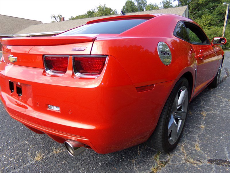 Used 2011 Chevrolet Camaro SS w/ RS Package image 10