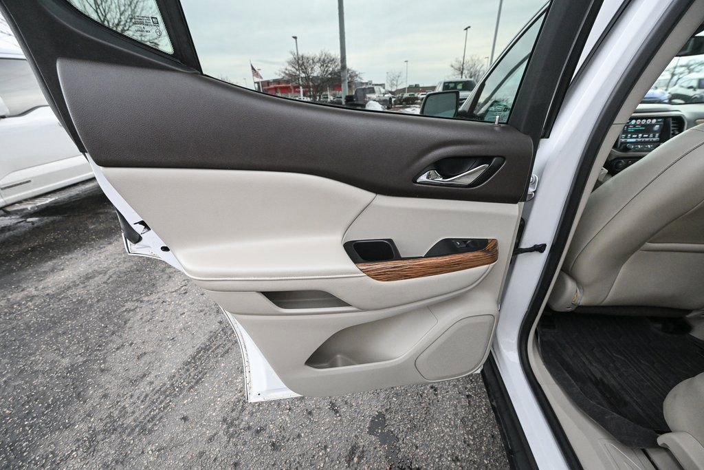 Used 2017 GMC Acadia Denali w/ Technology Package image 26